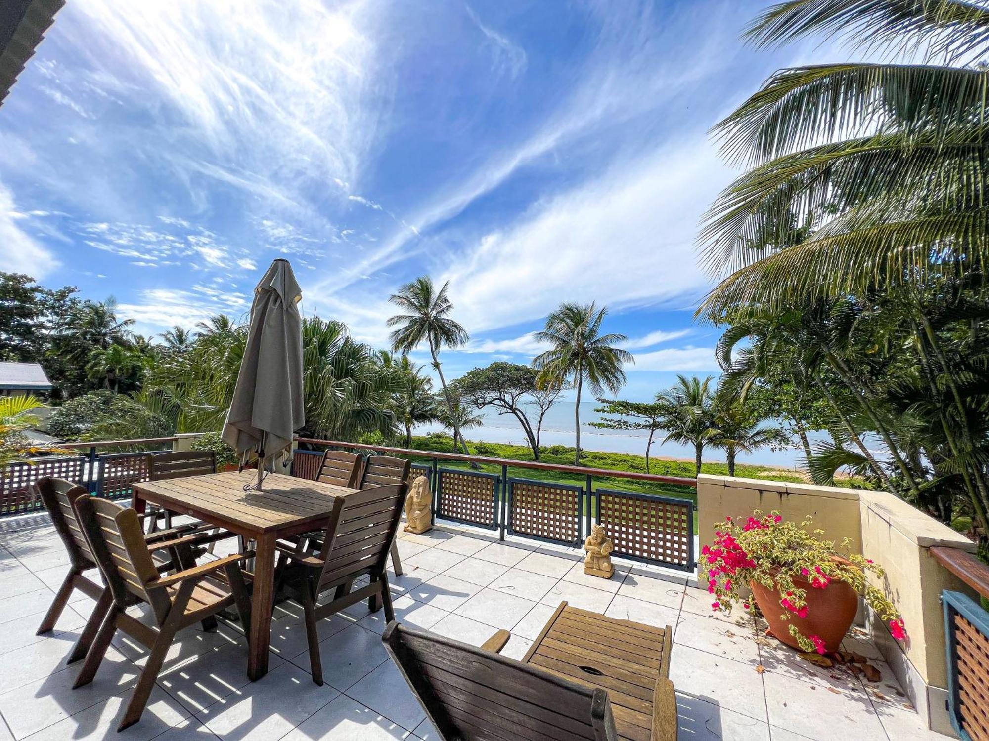 Wongalinga Hotell Mission Beach Exteriör bild